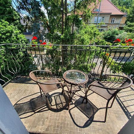 Mountain Villa View Apartment 옐레니아구라 외부 사진
