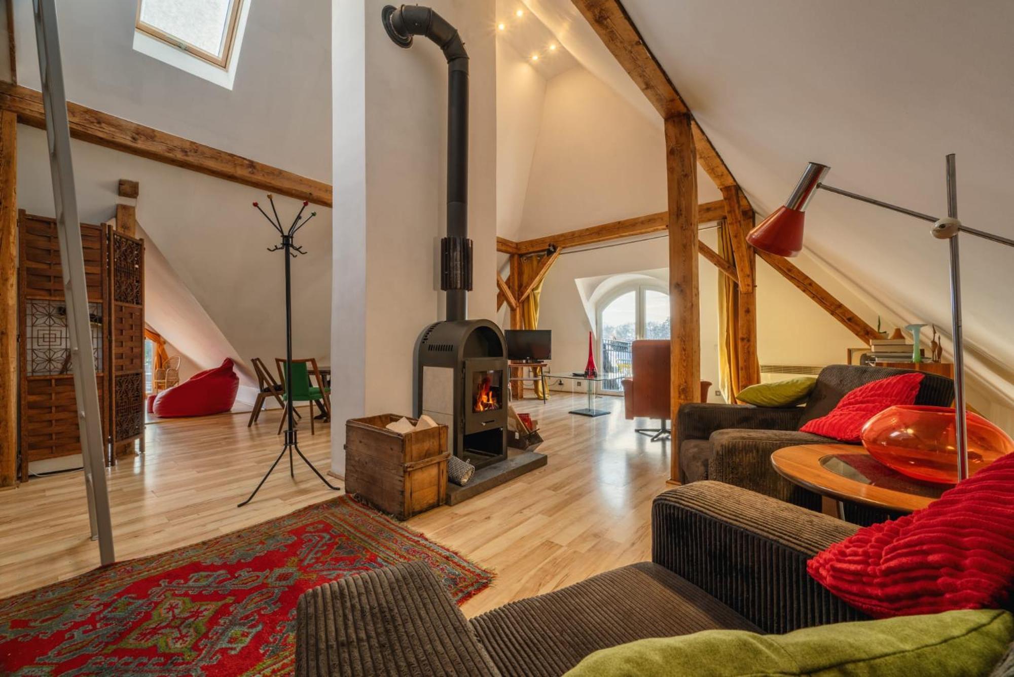 Mountain Villa View Apartment 옐레니아구라 외부 사진